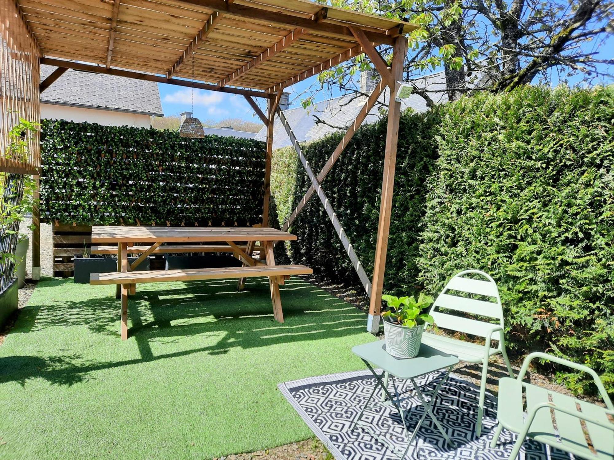 Le Gite De La Menuiserie Maisoncelles-la-Jourdan Exterior foto